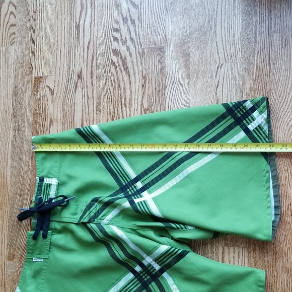 (32W) Ripzone Men's Green Casual Wear/Swim Shorts Summer Swim Surf - Picture 3 of 11